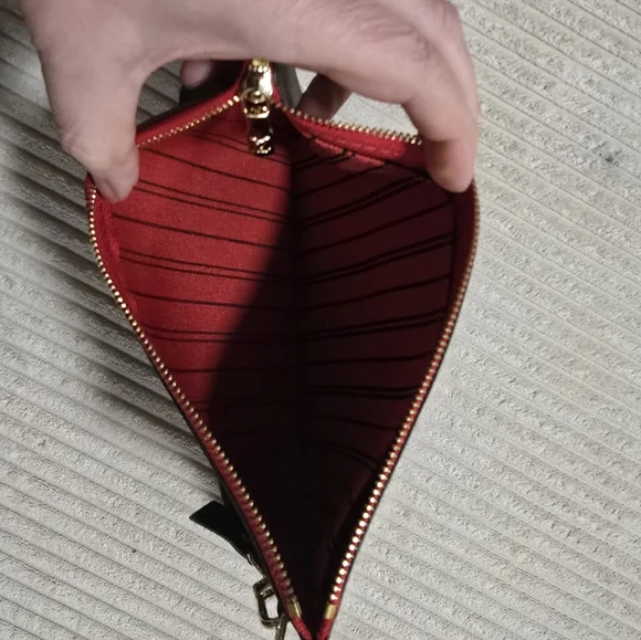 Brown Checkered Wristlet Pouch with Red Trim - Picture 2 of 2